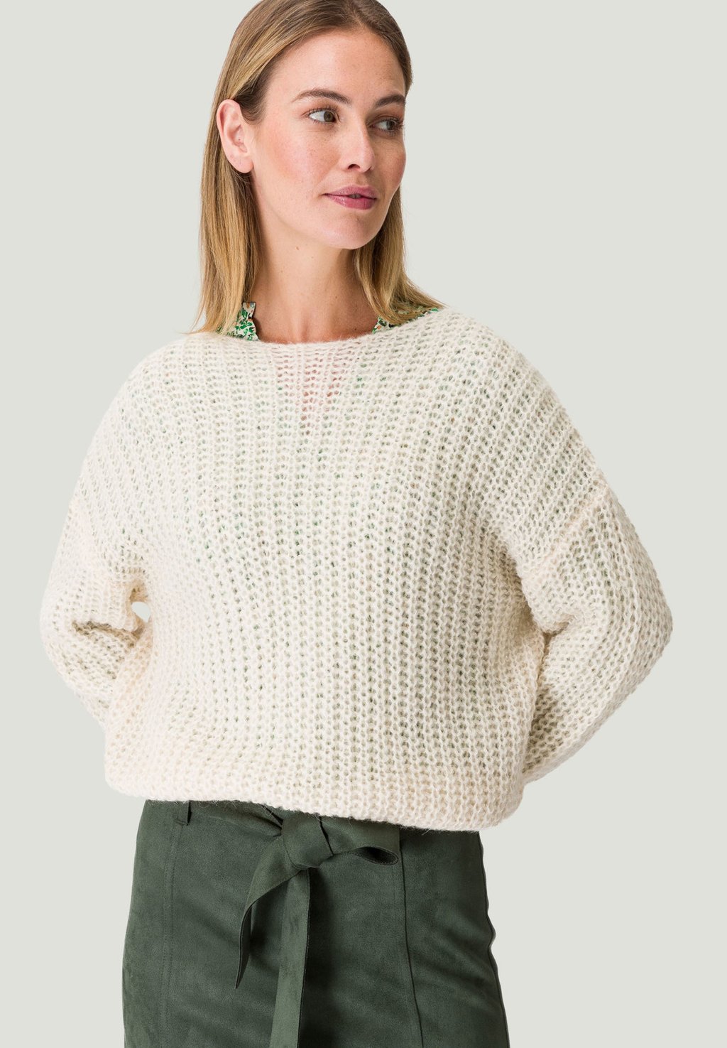 Вязаный свитер RUNDHALSSAUSSCHNITT zero, цвет bright cream melange