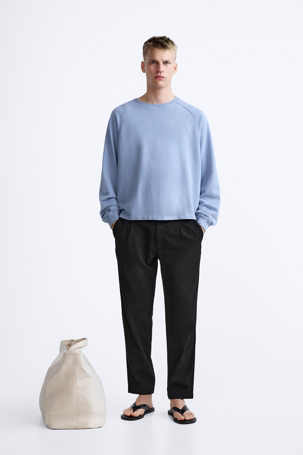 

Брюки со склисами ZARA, черный