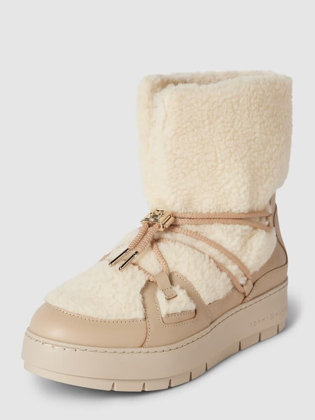 

Сапоги с плюшевым мехом модель "SNOWBOOT" Tommy Hilfiger, молочный