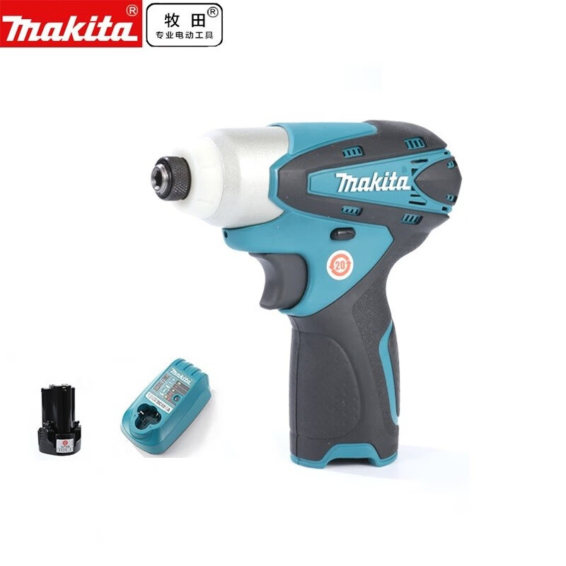 Дрель ручная Makita TD090DWE + две батареи 1.3Ah и одна зарядка