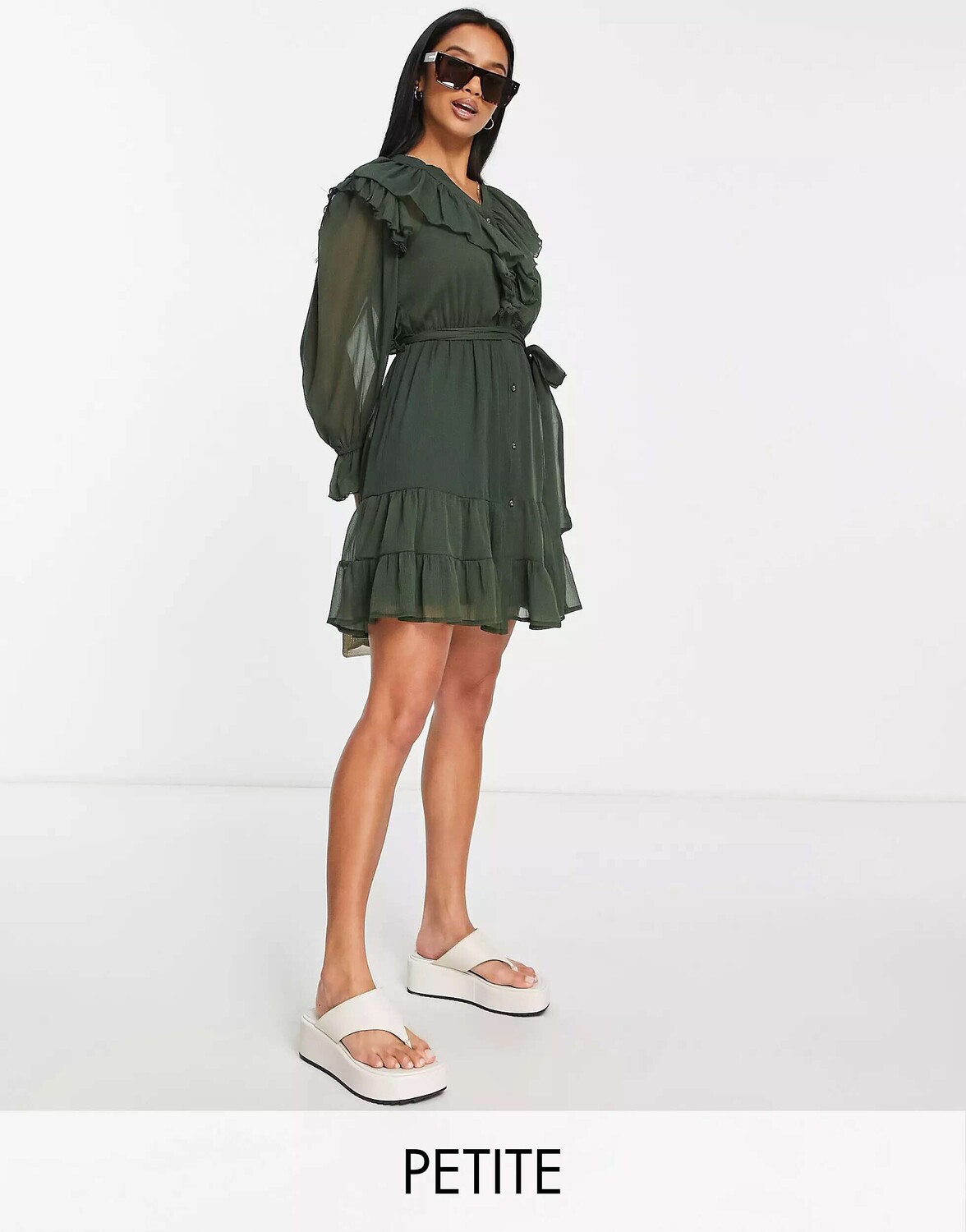 

Мини-платье цвета хаки с рюшами River Island