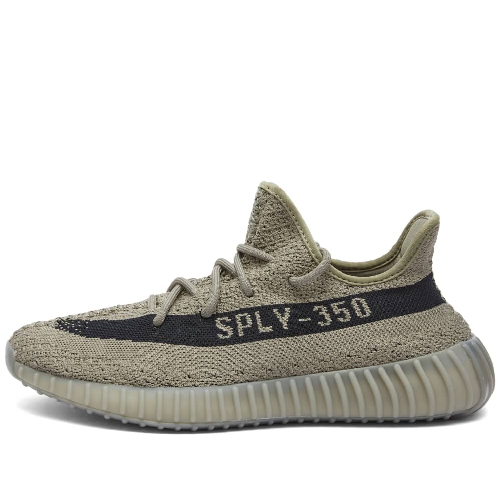 

Yeezy Кроссовки Буст 350v2, черный