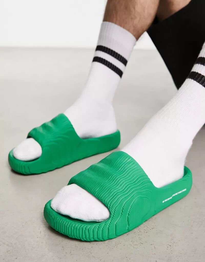 Зеленые шлепанцы adidas Originals Adilette 22