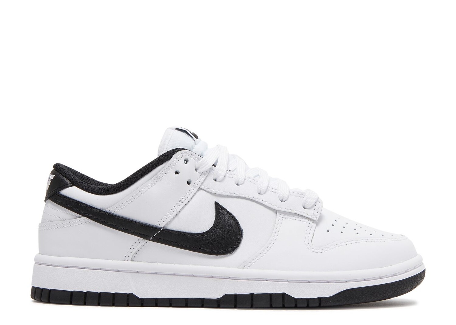 

Кроссовки Nike Wmns Dunk Low 'White Black', белый