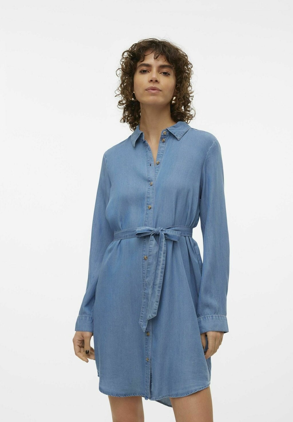 

Джинсовое платье Vero Moda, цвет medium blue denim