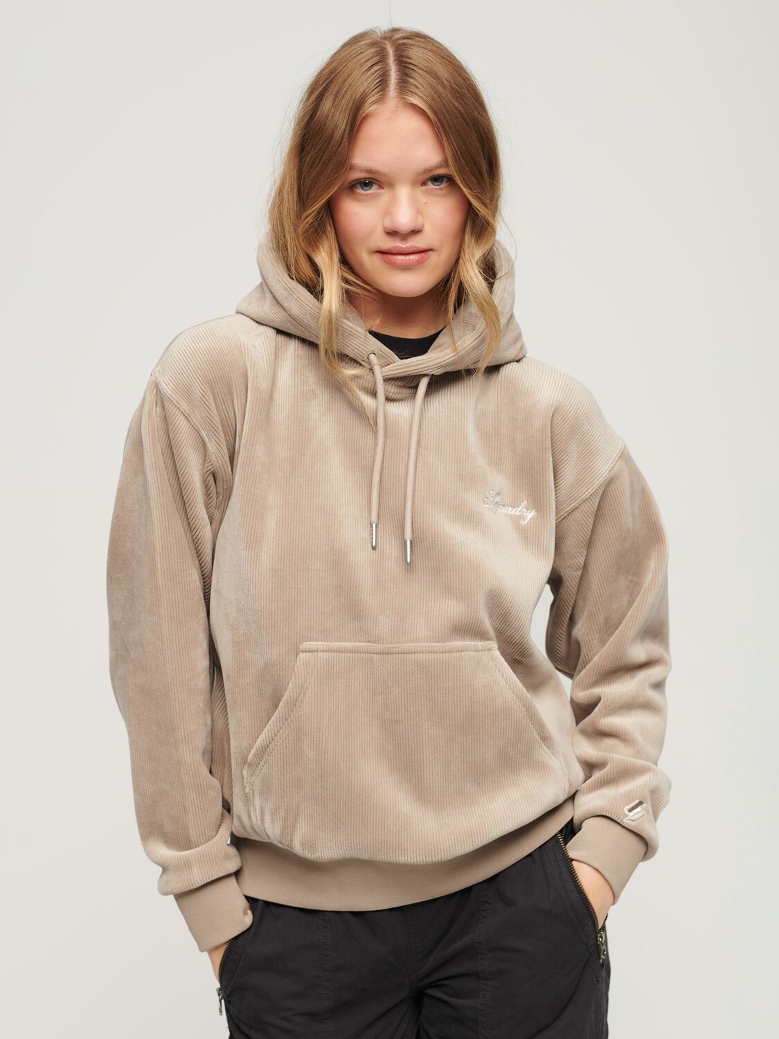 

Велюровая толстовка с капюшоном Drop Needle Superdry, теплый серый