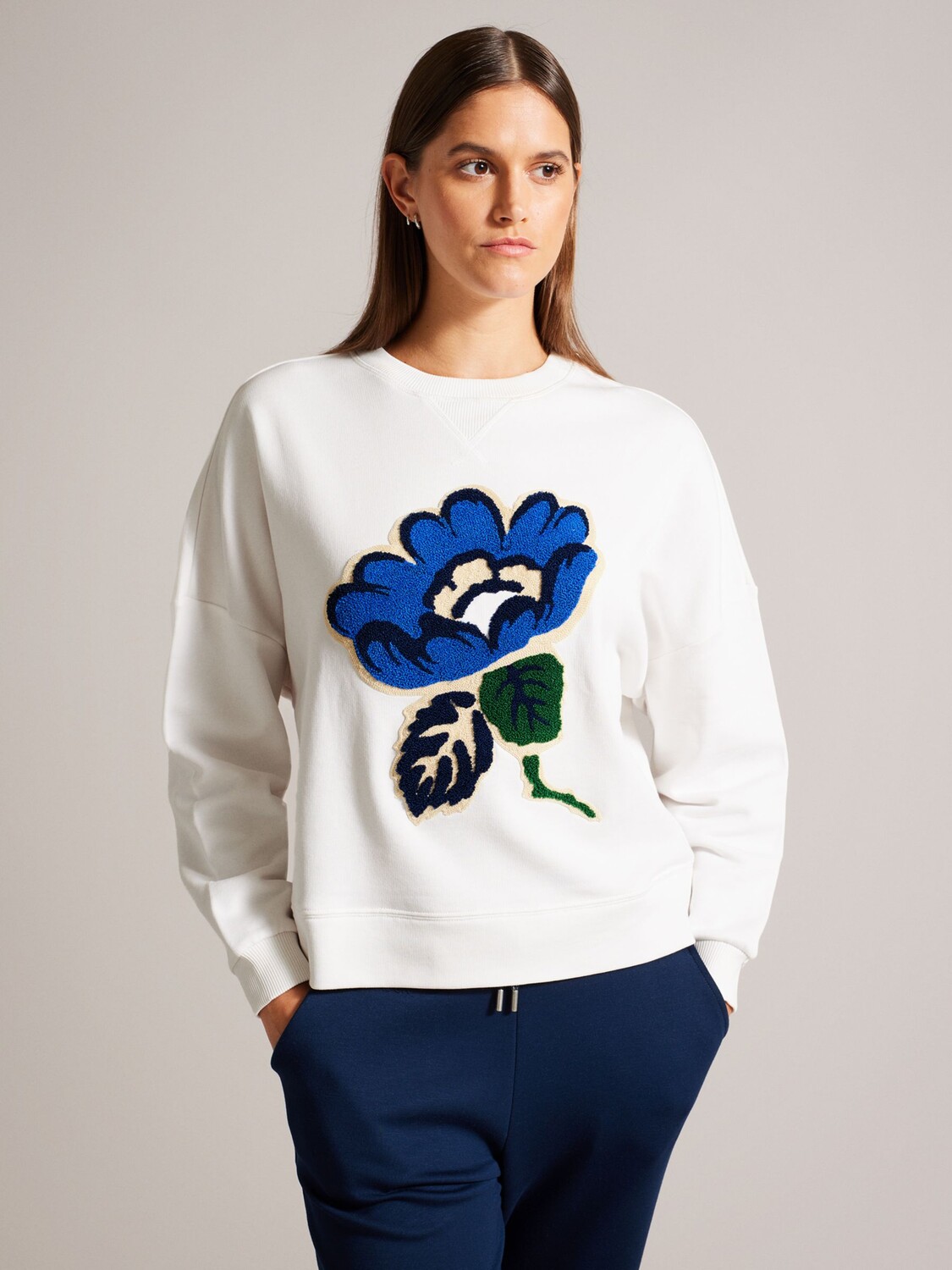 

Karlaih Графический джемпер Ted Baker, белый/мульти