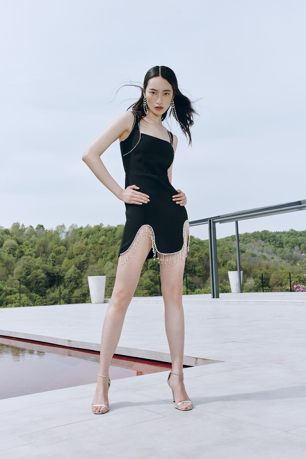 

Платье Trendyol Zeynep Tosun, черный