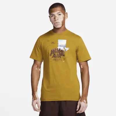 

Футболка Nike Sportswear, цвет Bronzine