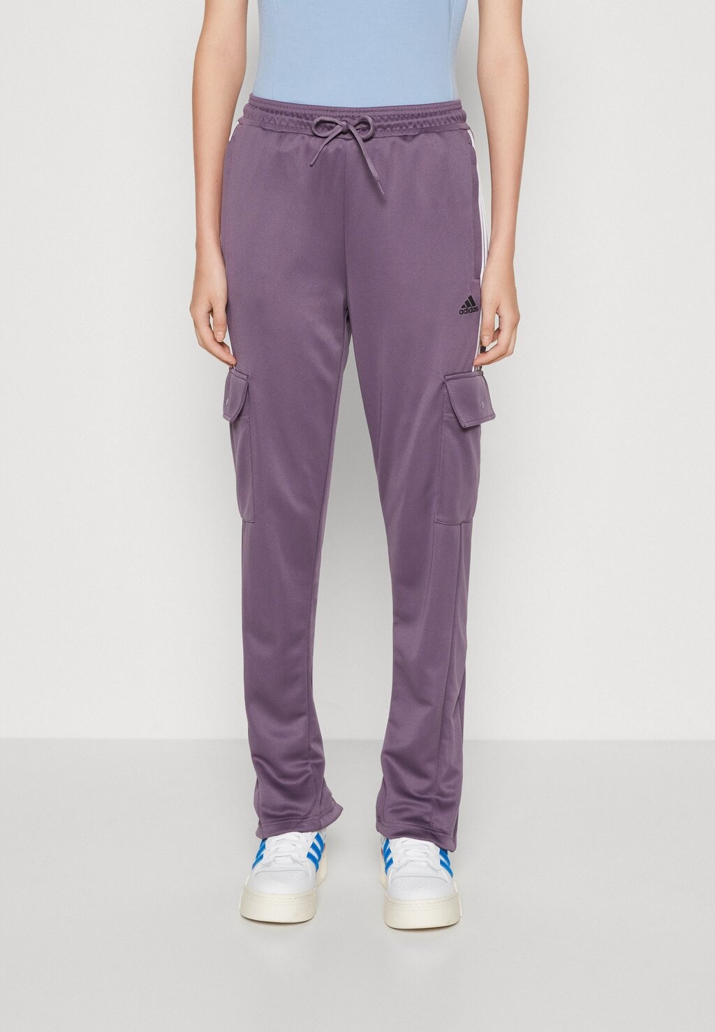 

Спортивные брюки Tiro adidas Sportswear, цвет shadow violet/white