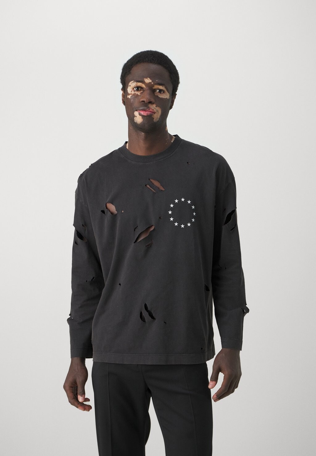 

Футболка с длинным рукавом Spirit Europa Destroy Unisex Études, черный
