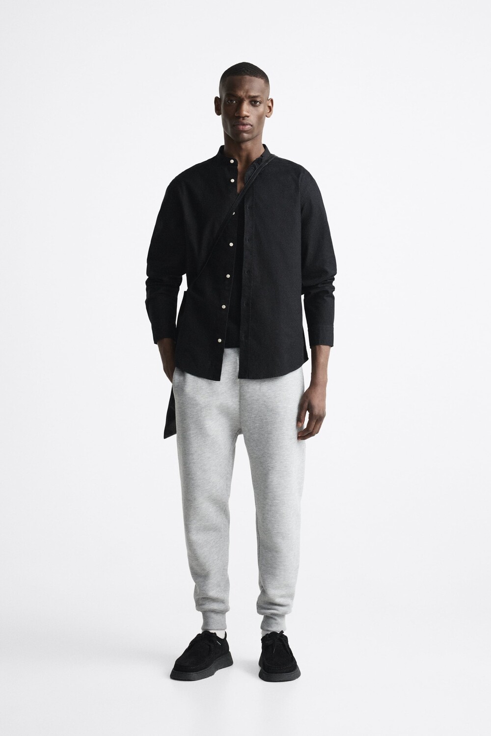 

Рубашка oxford с воротником-стяжкой Zara, черный