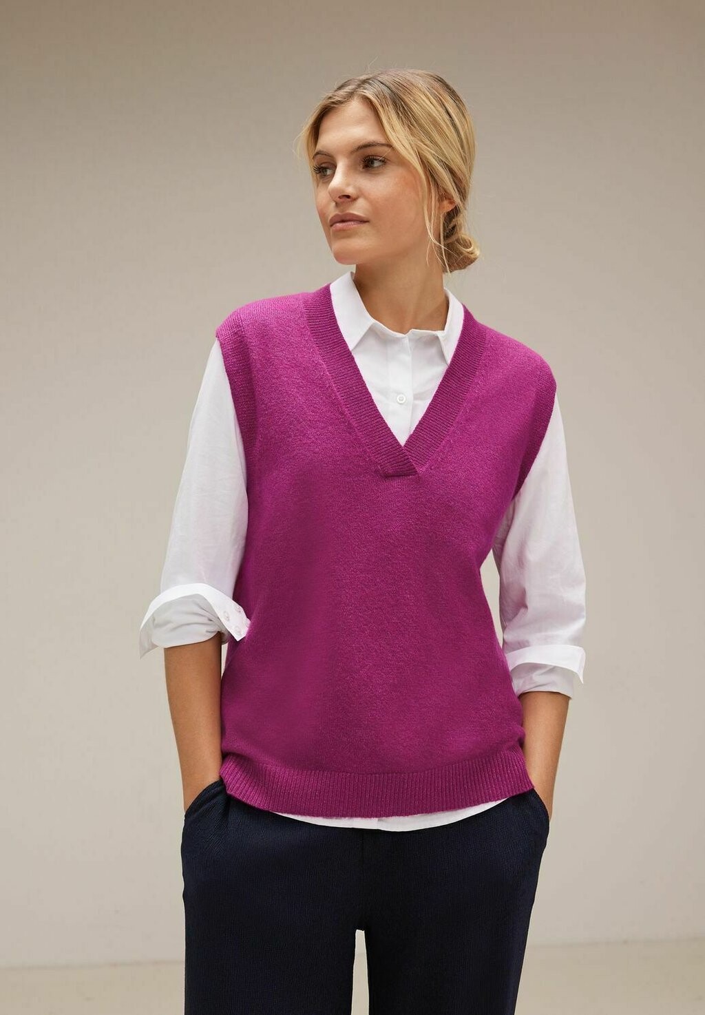 

Вязаный свитер V-NECK Street One, цвет pink