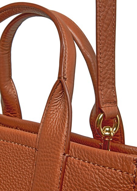 

Кожаная большая сумка среднего размера Marc Jacobs
