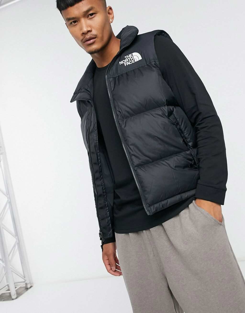 

Черный пуховик The North Face 1996 Retro Nuptse