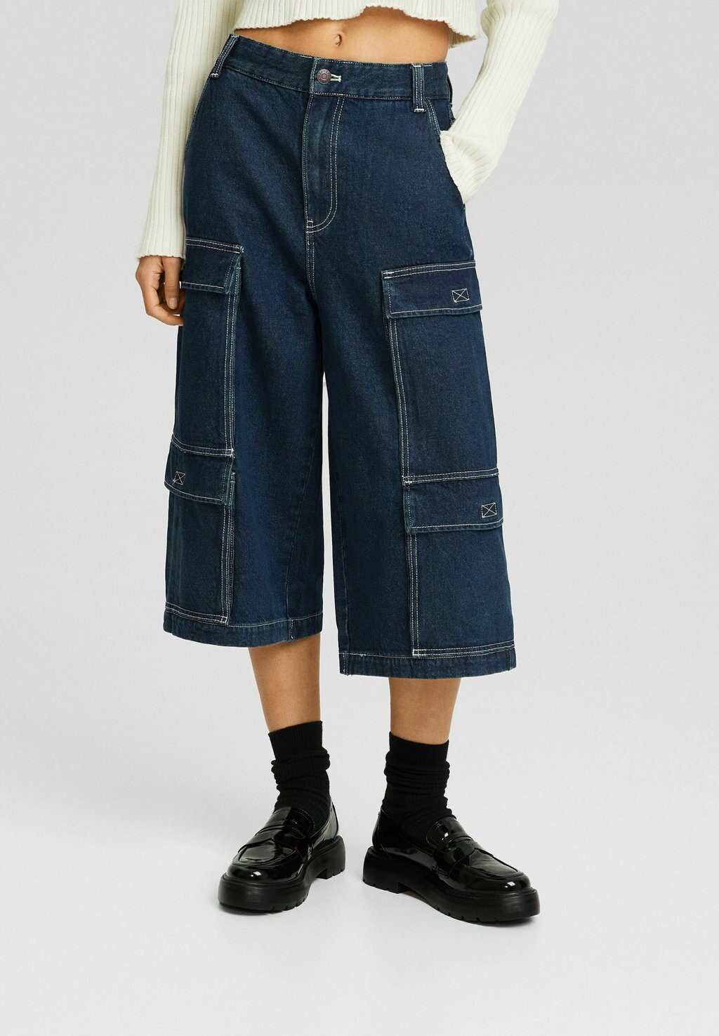 

Джинсовые шорты Bershka, сине-серые
