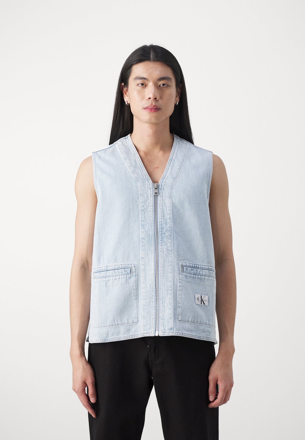

Жилет Calvin Klein Jeans, светло-синий