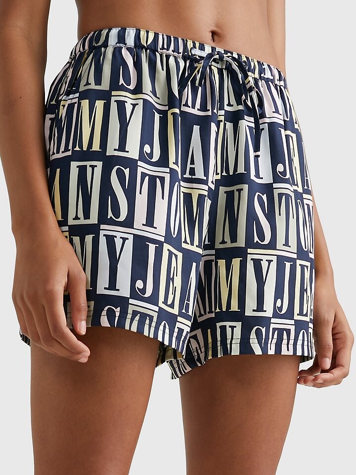 

Короткие шорты с принтом Tommy Block Tommy Jeans