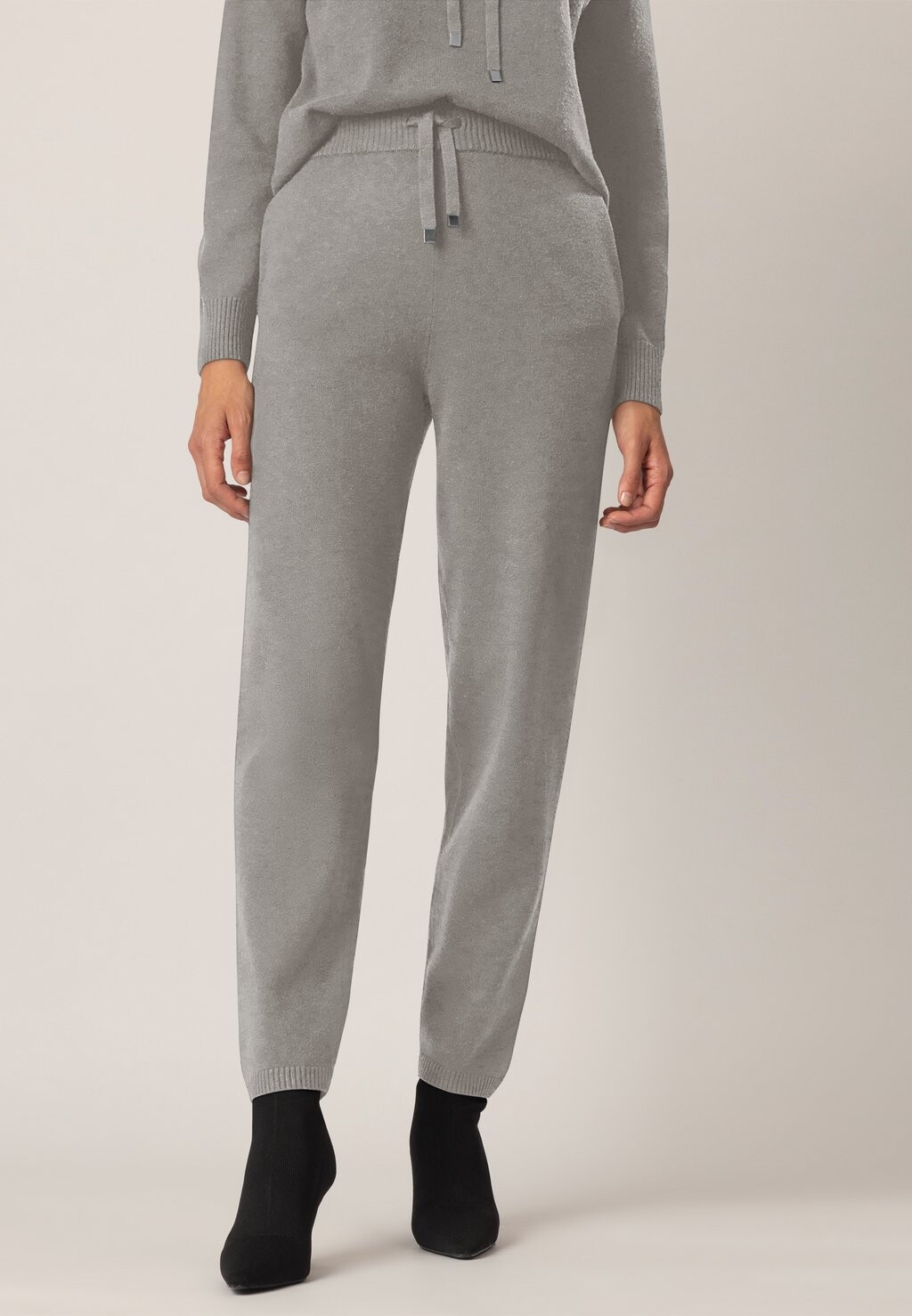 

Спортивные брюки Apart, цвет Mottled Grey