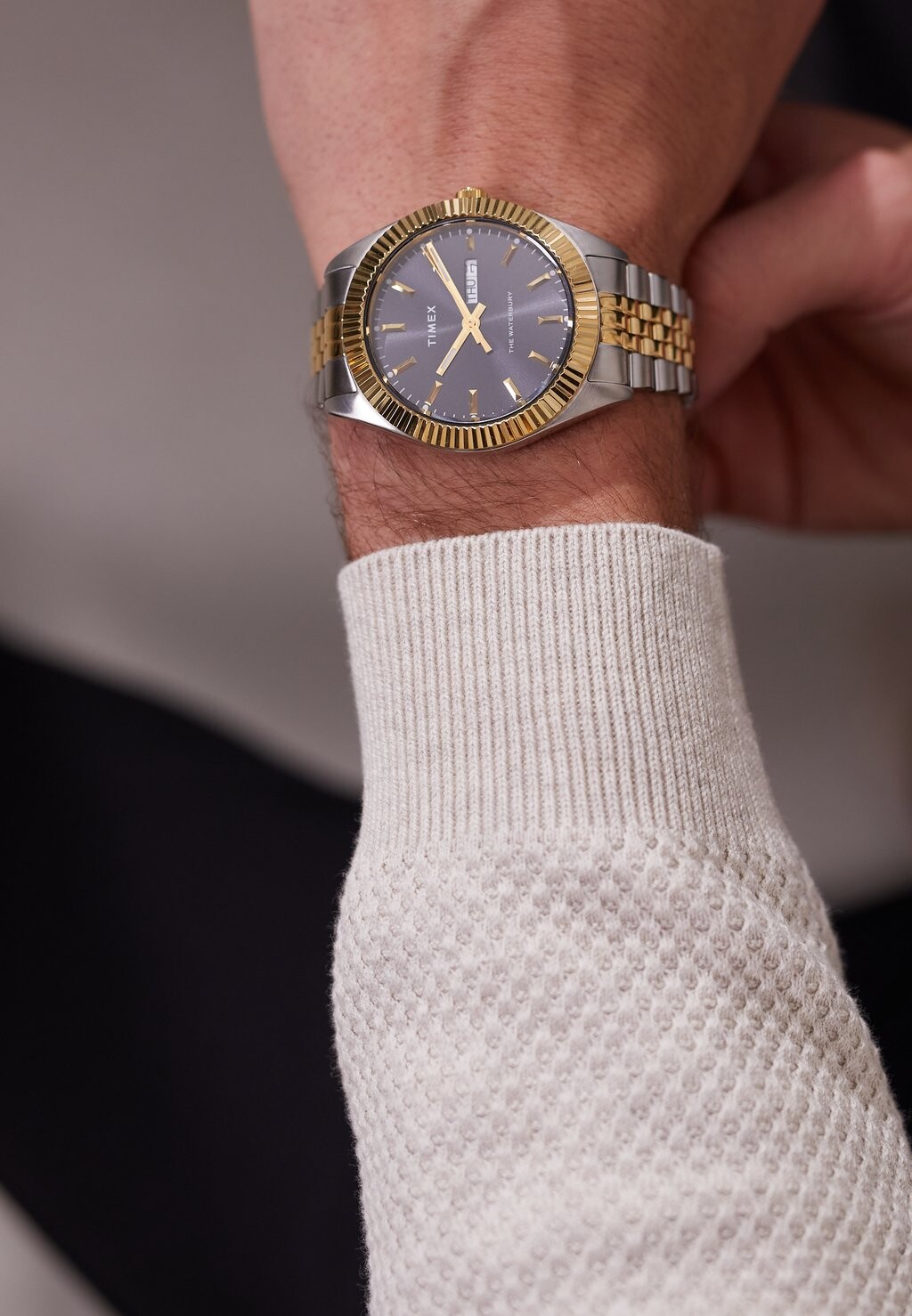 

Часы Timex, черный