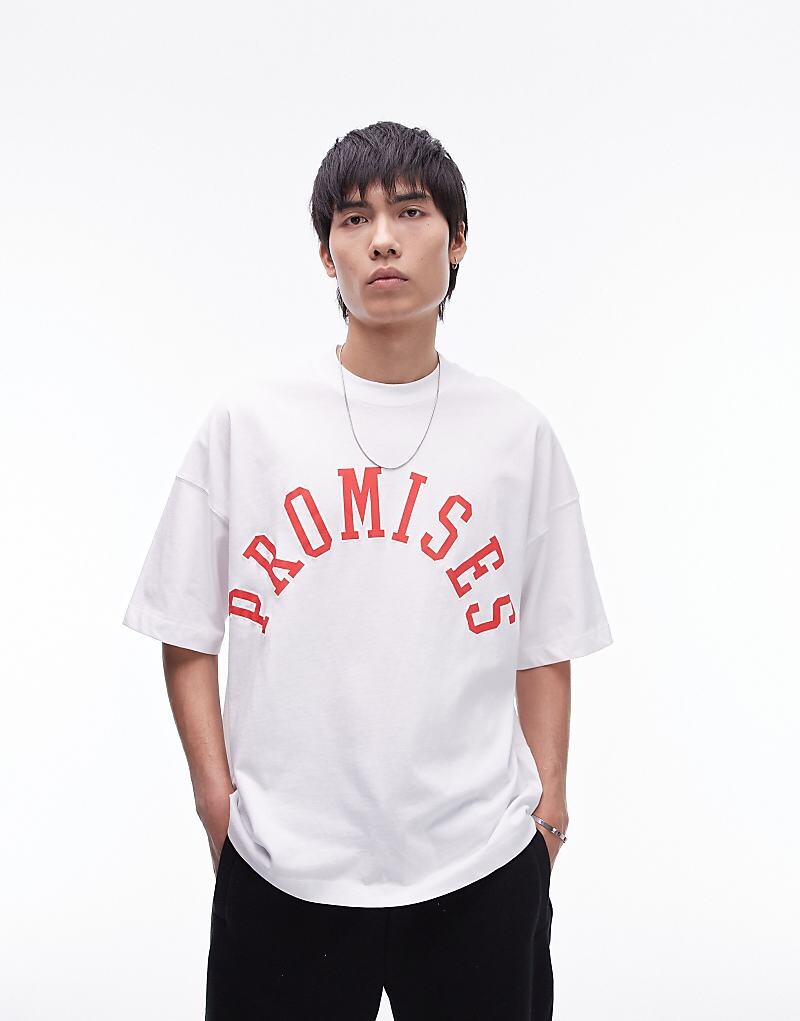 

Topman – белая футболка большого размера с надписью «Promises»