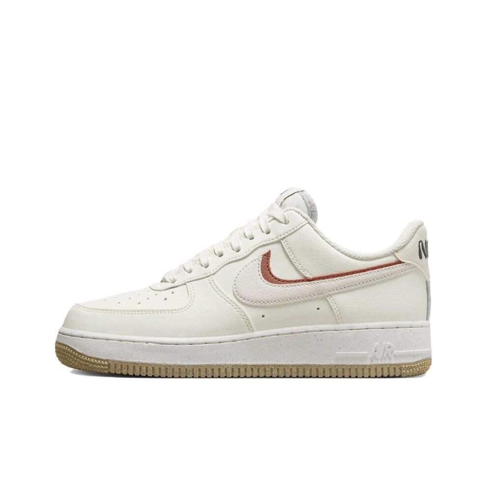

Женские кроссовки для скейтбординга Nike Air Force 1, Olive