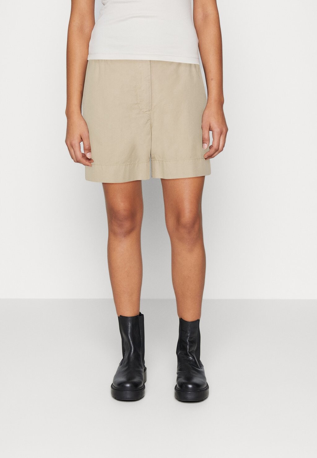 

Шорты Tommy Hilfiger