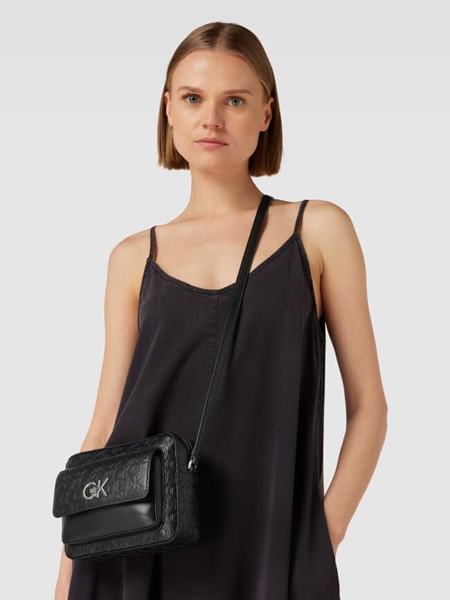 

Сумка через плечо под кожу, модель RE-LOCK Calvin Klein, черный