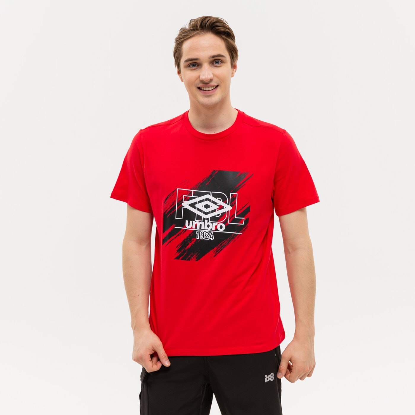 Футболка Umbro с графикой, красный 12storeez футболка в мужском стиле темно серый