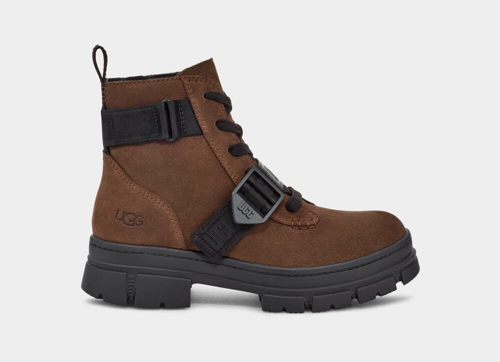 

Ботинки Ashton Lace Up UGG, коричневый