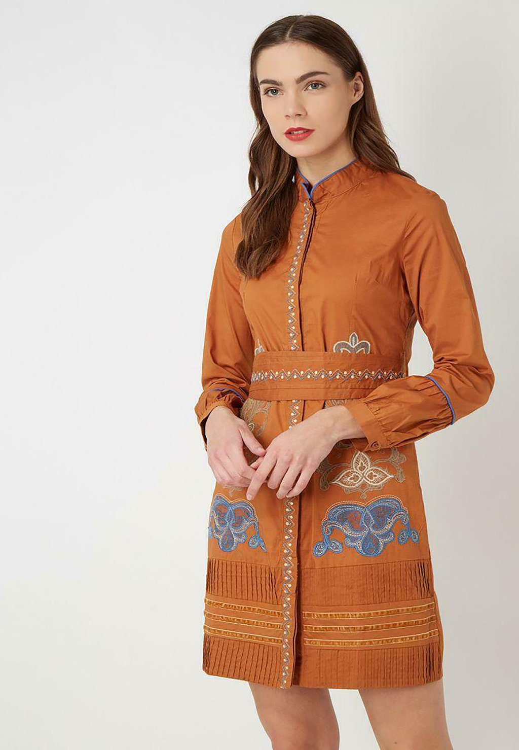 Платье-рубашка Anany, коричневый кроссовки mtng selva mostaza