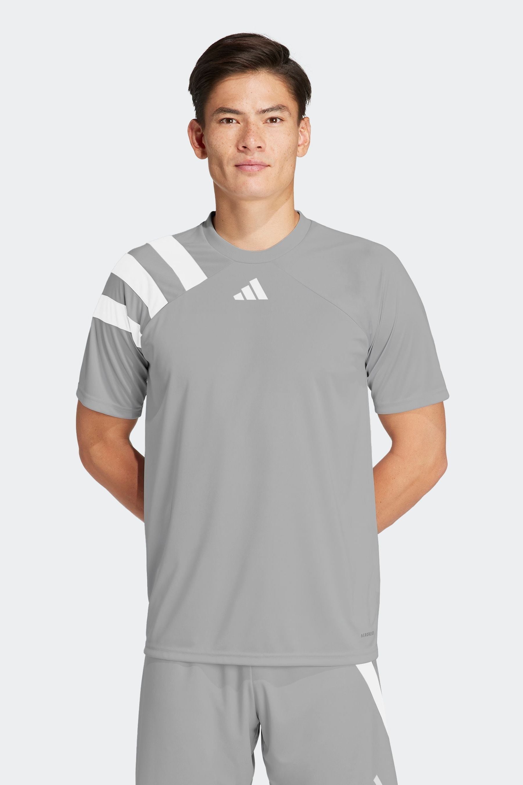 

Футболка Форторе 23 Adidas, серый