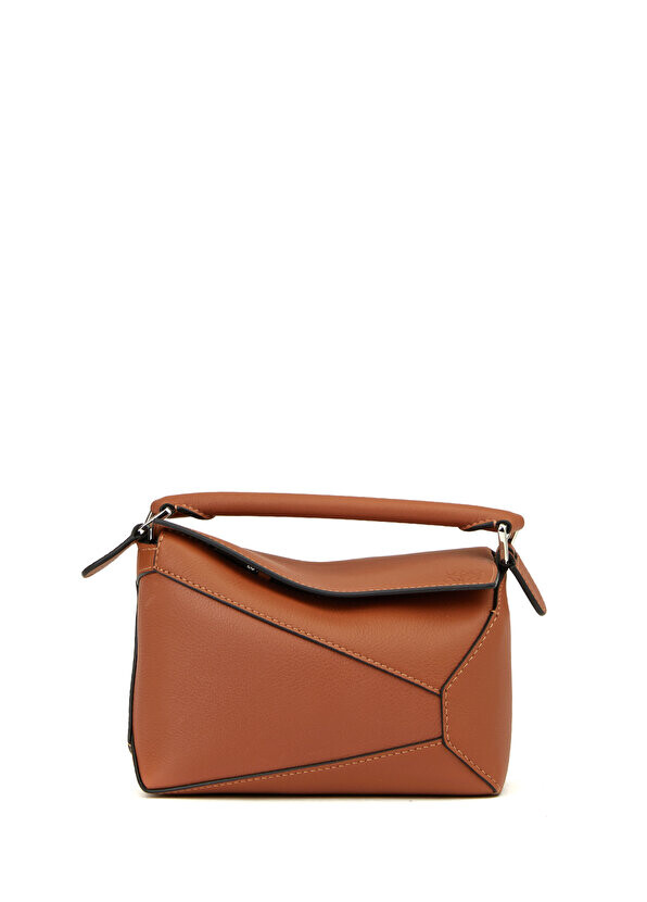 

Желто-коричневая женская кожаная сумка на плечо mini puzzle Loewe