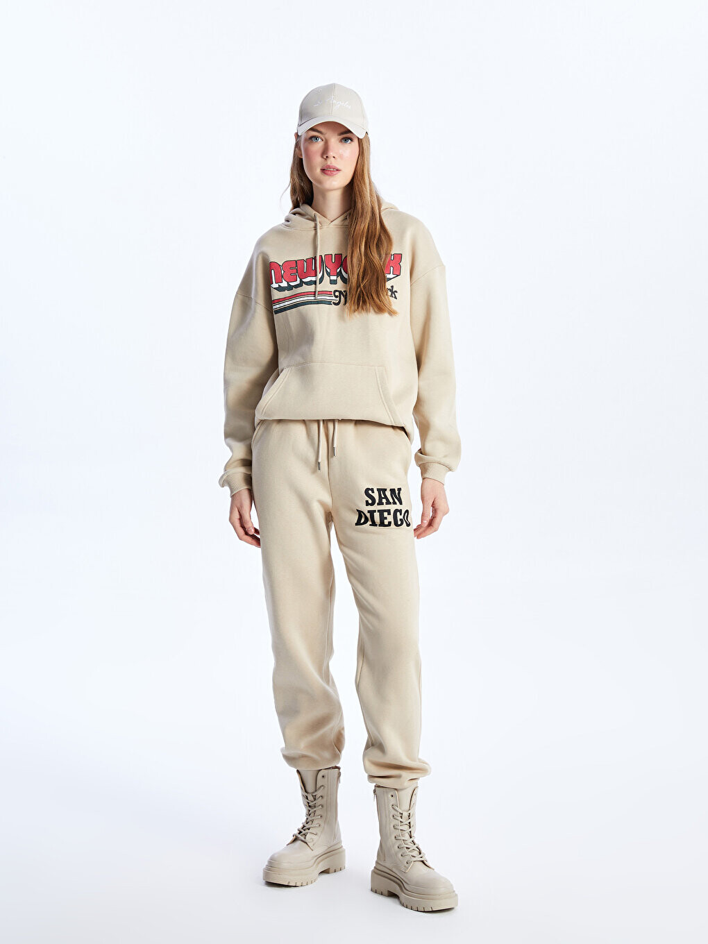 

Женские спортивные штаны с эластичной резинкой на талии CALİMERA MODA, камень