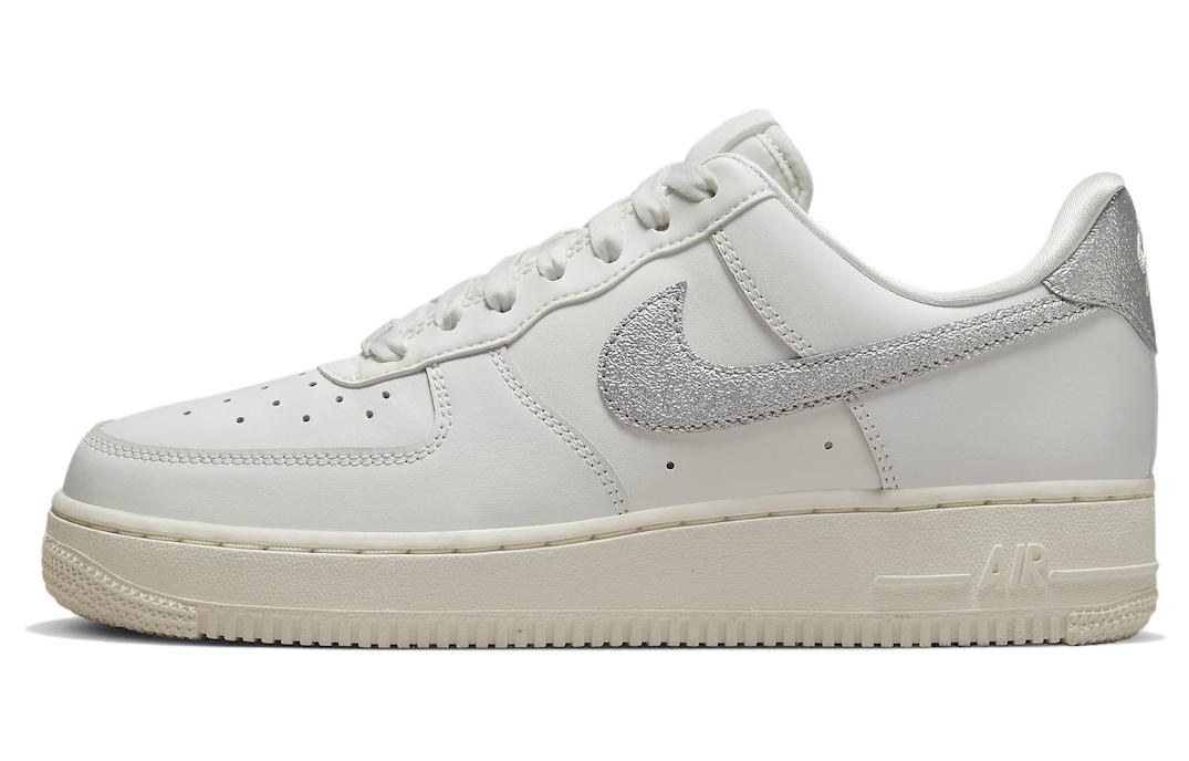 Nike air force 1 summit white