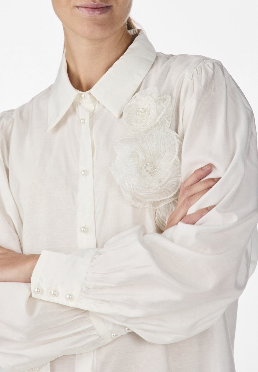 

Рубашка-блузка YASBEAUT FLOWER SHIRT YAS, белый