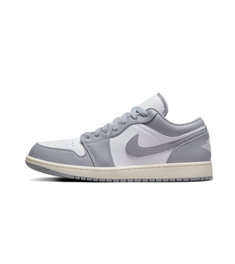 

Кроссовки Nike Air Jordan 1 Low, серый