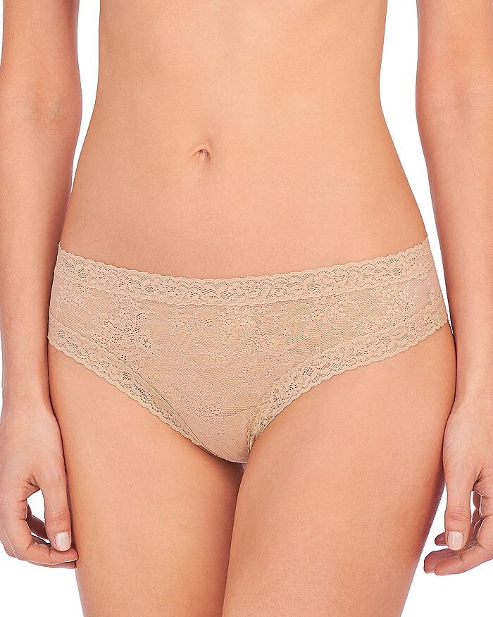 

Кружевные стринги Escape Natori