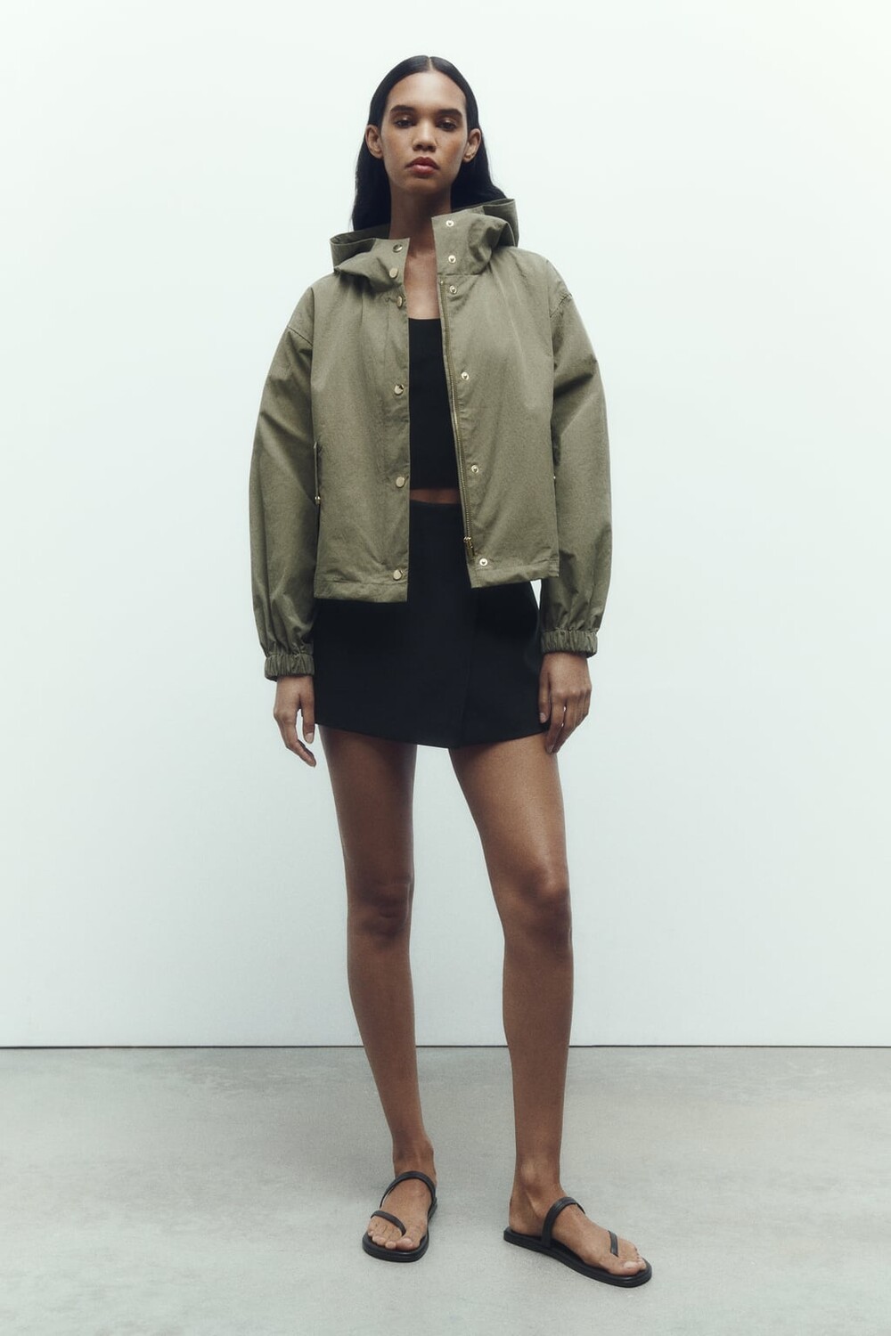

Куртка с капюшоном ZARA, хаки