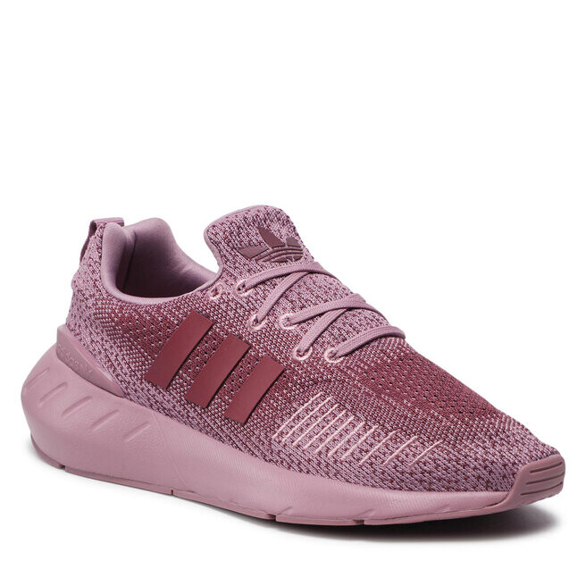 

Кроссовки adidas SwiftRun, розовый
