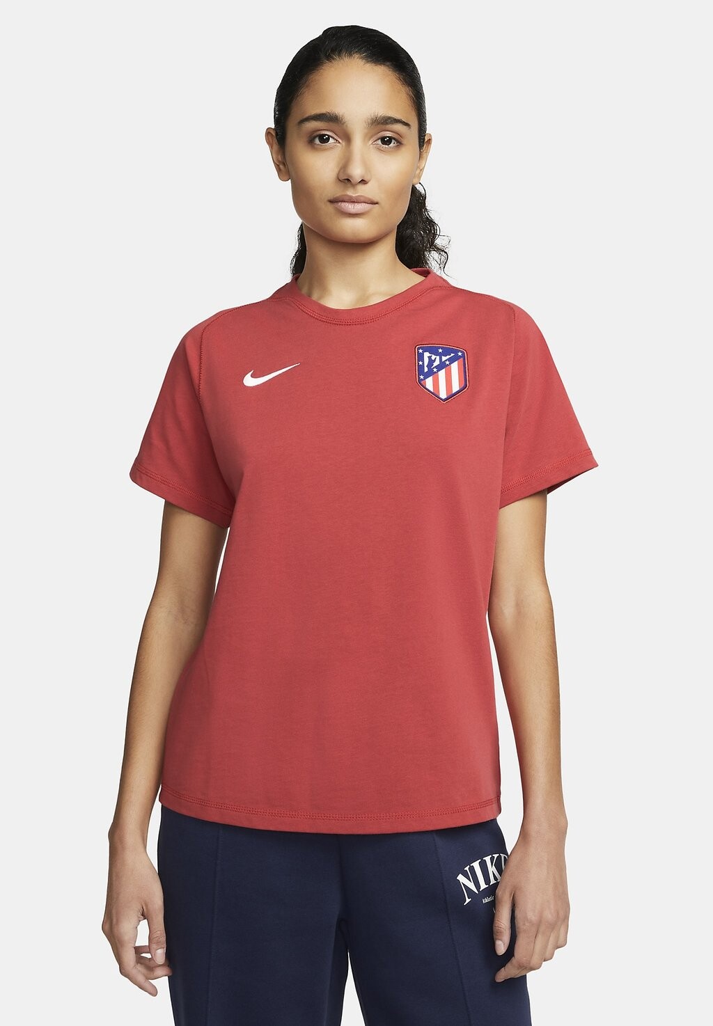 

Футболка с принтом Nike, красный