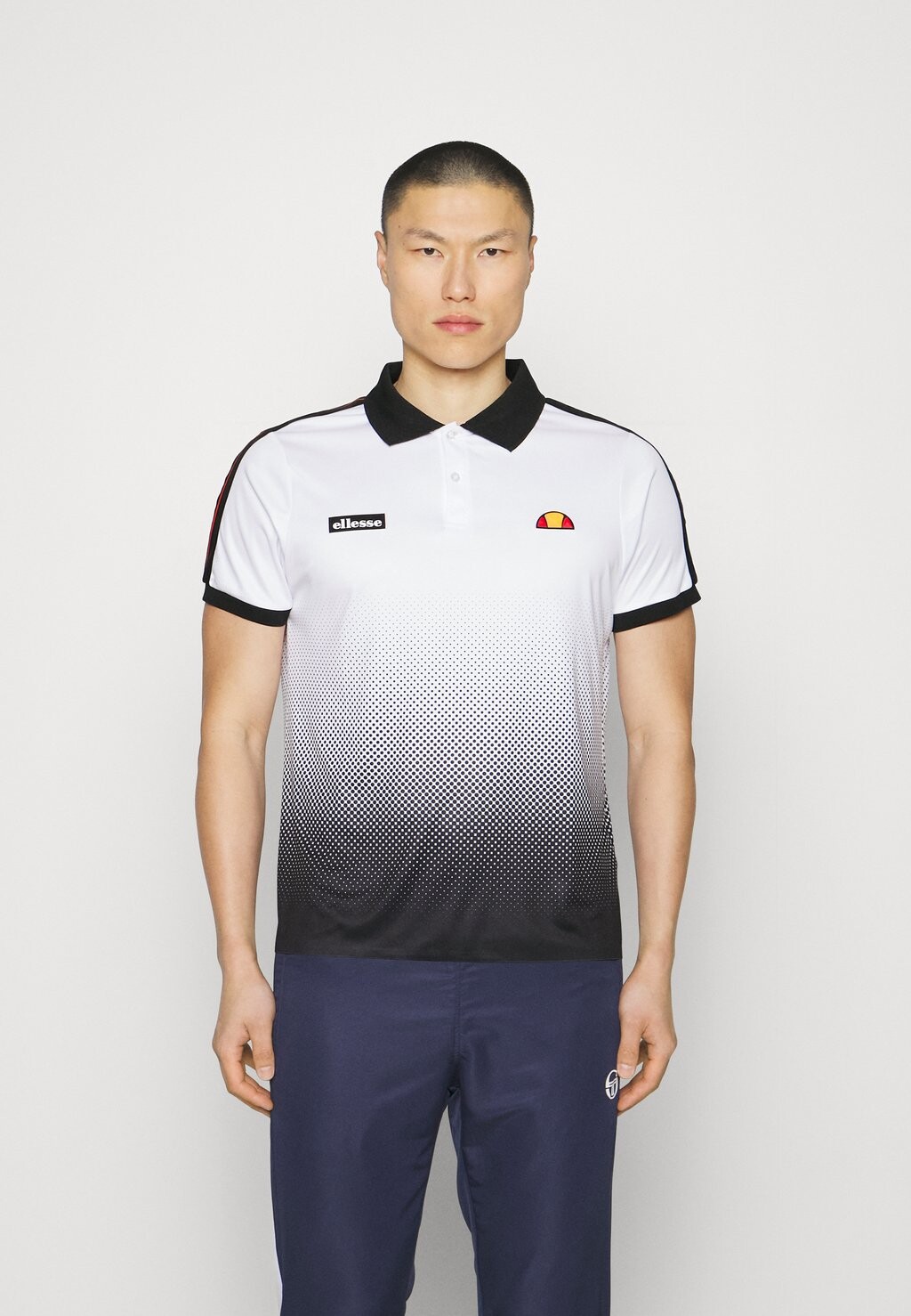 

Футболка Ellesse