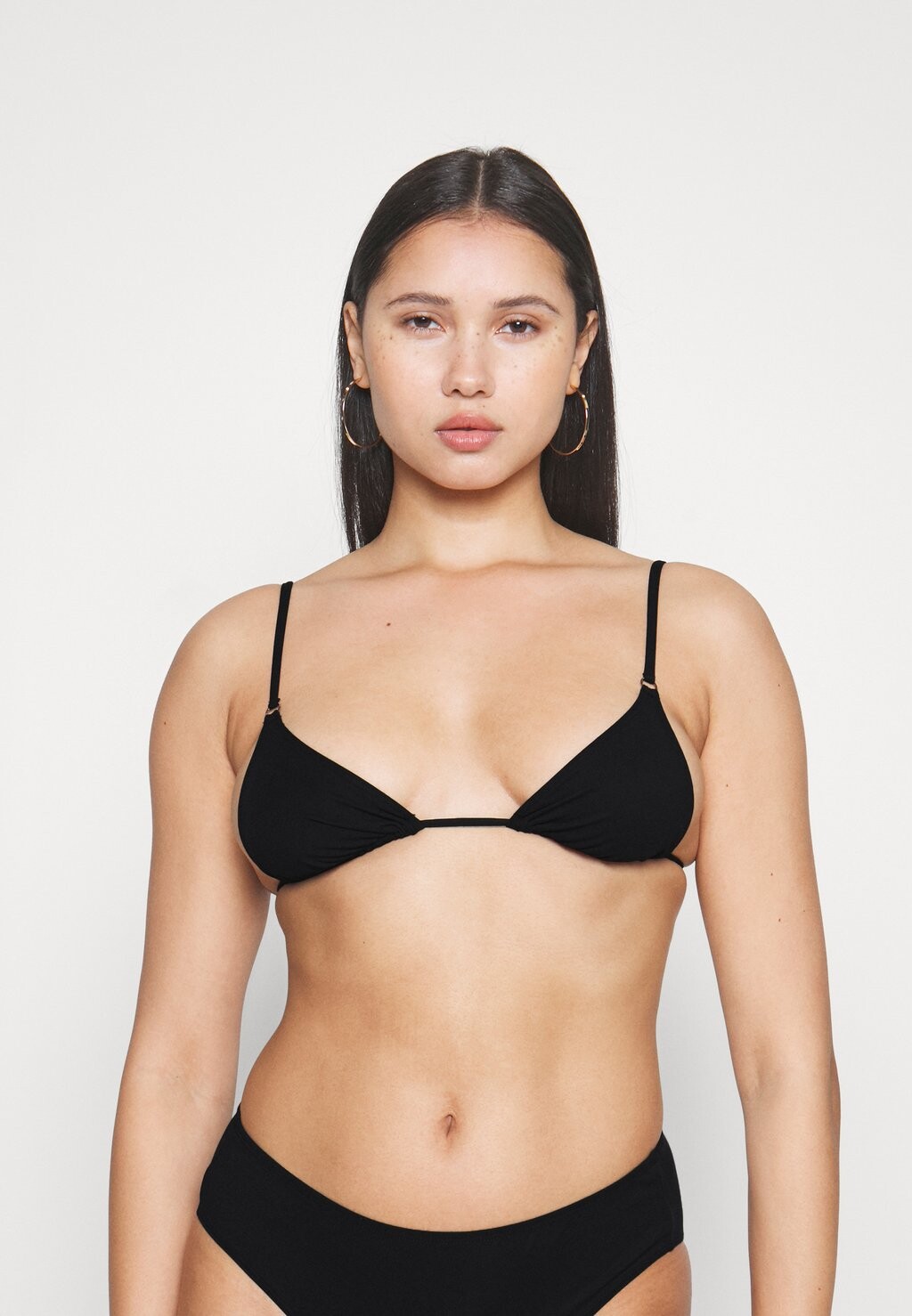 

Верх бикини Filippa K, черный