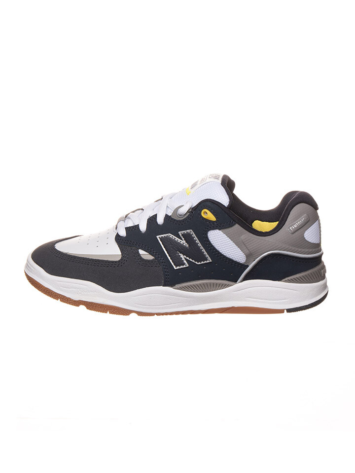 

Кроссовки New Balance, цвет Grau/Weiß