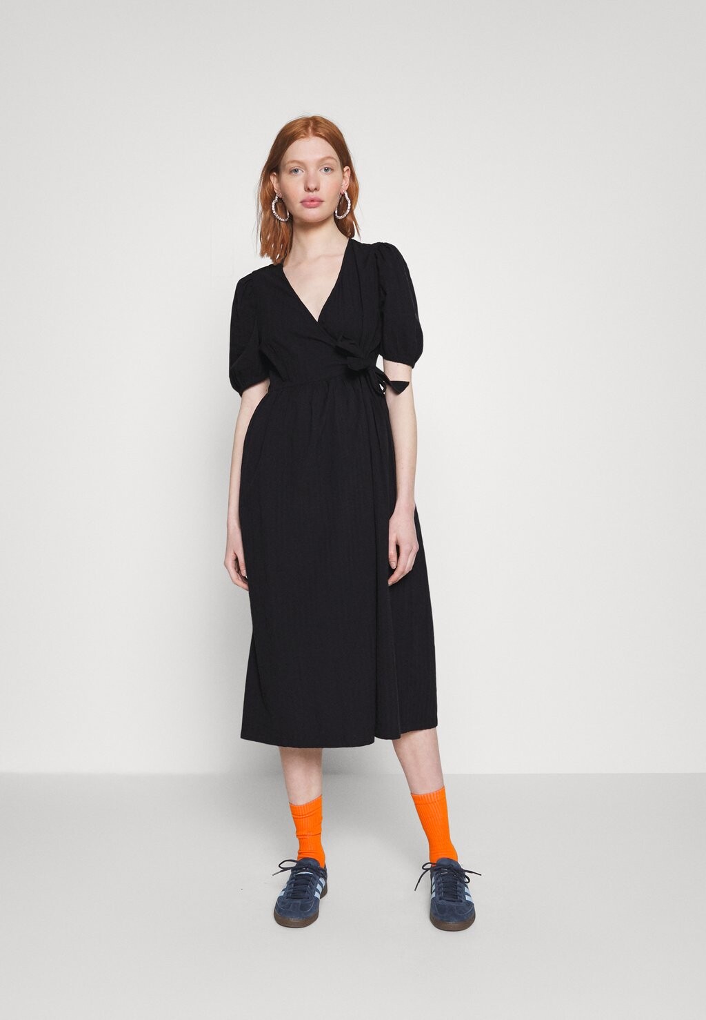 

Дневное платье Monki