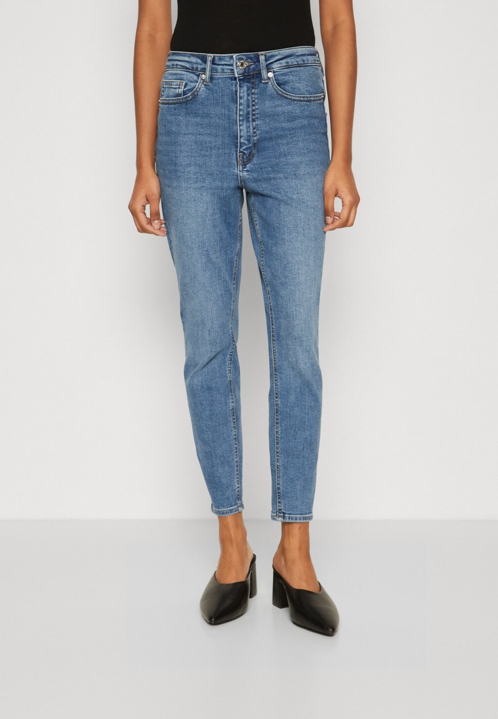 

Джинсы Skinny Fit VMSANDRA Vero Moda Petite, цвет medium blue denim washed