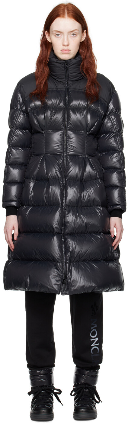 

Moncler Черный пуховик Berardie