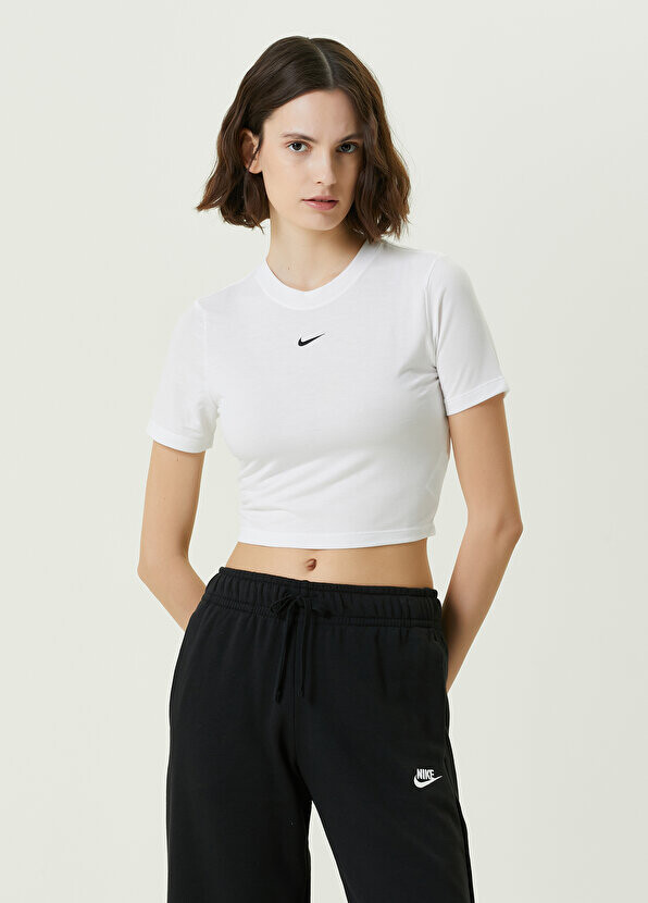 

Essential белая короткая футболка Nike, Белый