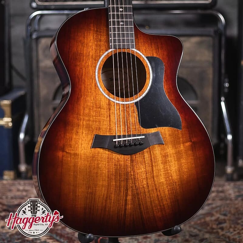 

Акустическая гитара Taylor 224ce-K DLX Grand Auditorium w/Deluxe Hardshell Case