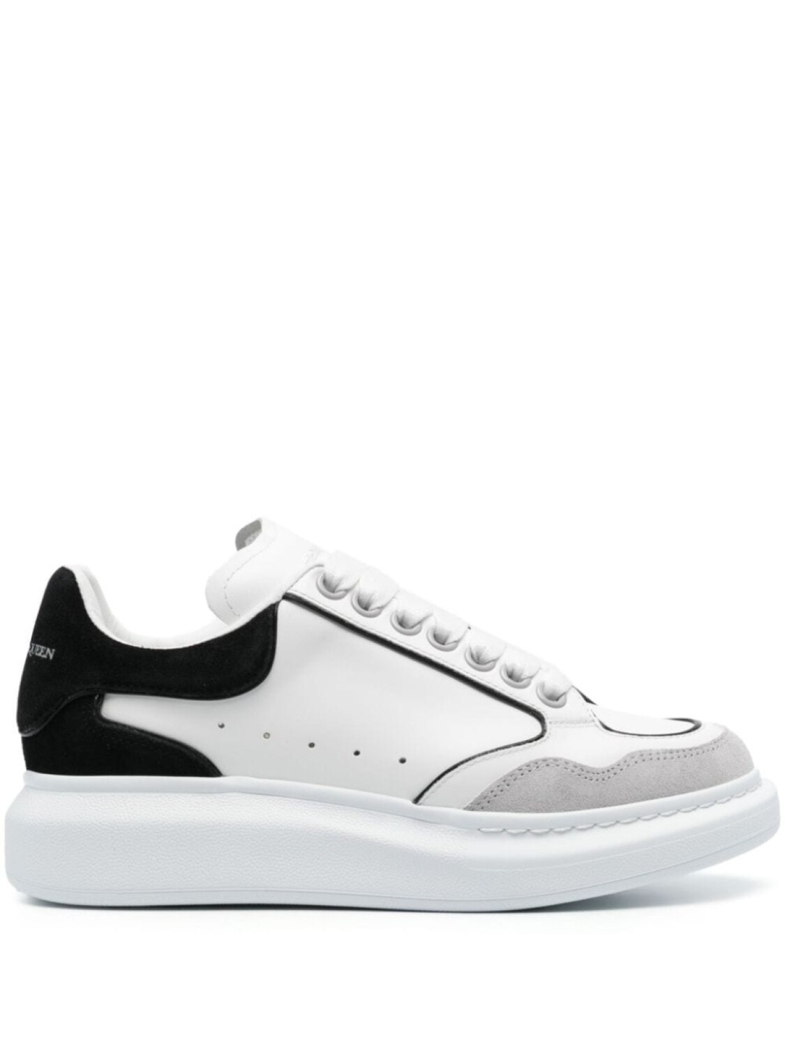 

Кроссовки Alexander McQueen Oversized 781472WIE9M, белый/черный